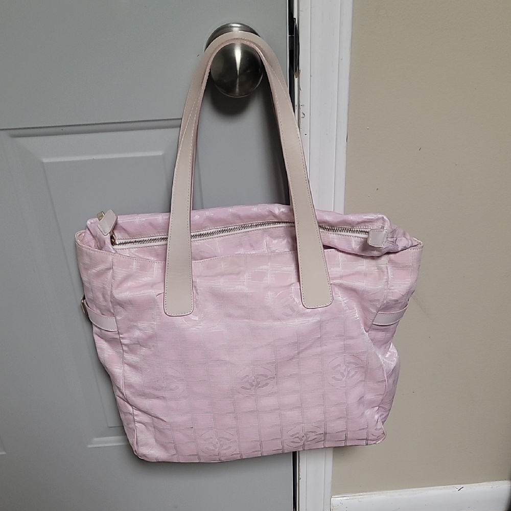 CHANEL Light Pink Tote Bag With Dust Bag